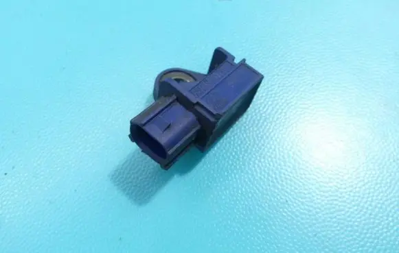 Hyundai Elantra Fuel cut-off switch 95930-3X000 IMPRK1175606