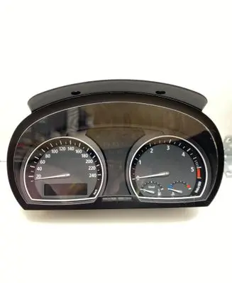 BMW X3 E83 Speedometer (instrument cluster) 102464114 3448323 25811510