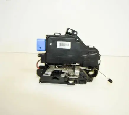 Skoda Octavia Mk2 (1Z) Coupe door lock (next to the handle) 3D1837015AP
