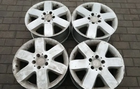 Mercedes-Benz Vito Viano W639 R17 alloy rim A6394011902