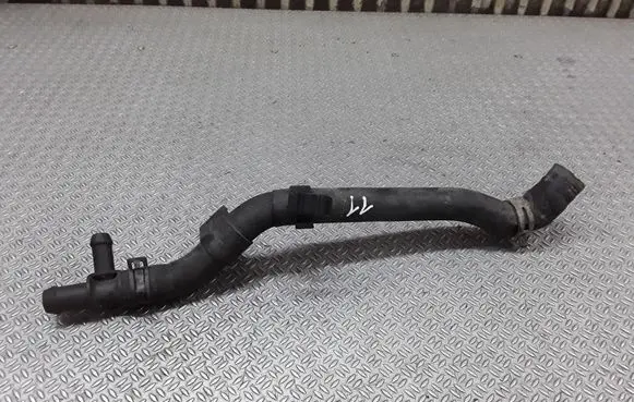 Volkswagen Touareg I Engine coolant pipe/hose