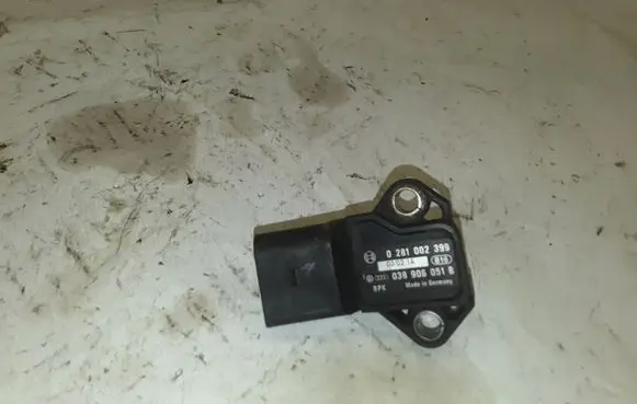 Audi A6 S6 C6 4F Air pressure sensor 0281002399 038906051B 816