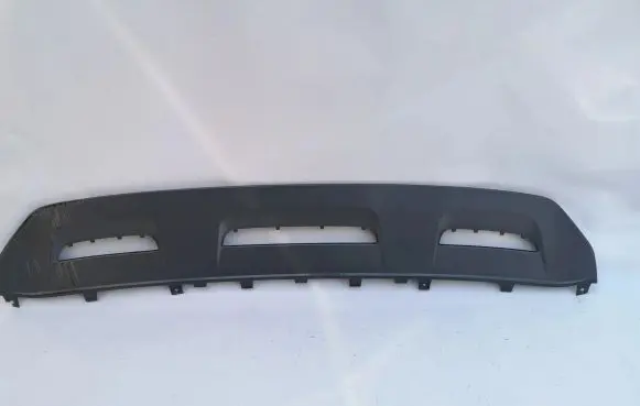 Audi Q8 Front bumper lip KOL17 4M8807733A
