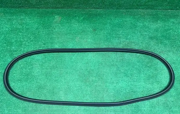 Rubber seal rear door