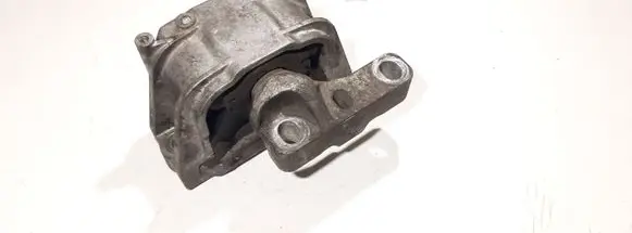 Volkswagen Eos Engine mount bracket 1K0199262