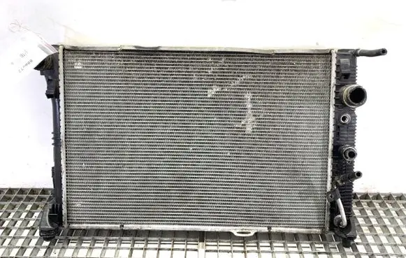 Mercedes-Benz E W212 Coolant radiator A2045003603
