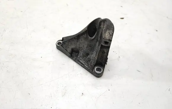BMW 3 E90 E91 Power steering pump mounting bracket 7792318