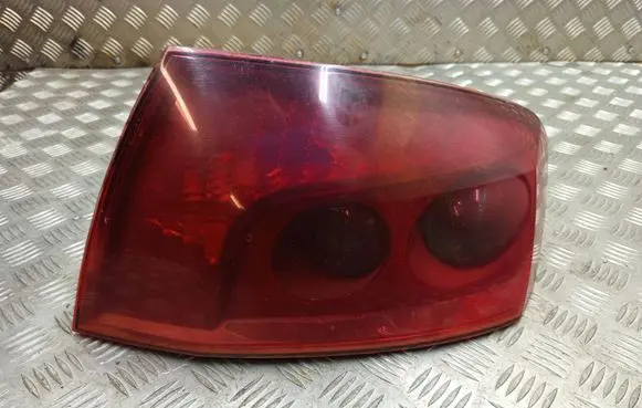Rear/tail lights
