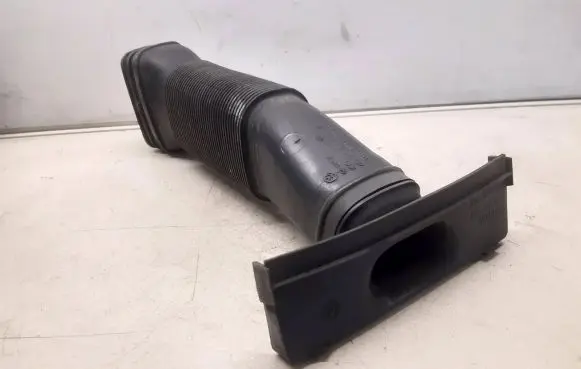 Audi A1 Air intake duct part 6R0129618