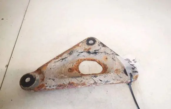 Opel Astra G Engine mounting bracket
