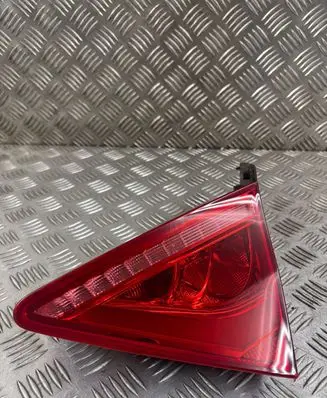 Audi A7 S7 4G Tailgate rear/tail lights 4G8945094