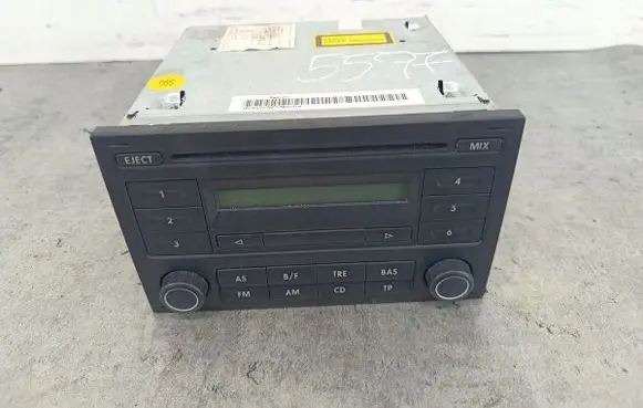 Volkswagen Fox Radio/CD/DVD/GPS head unit 