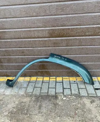 Nissan Patrol Y61 Rear arch trim 93827VB000 E1450