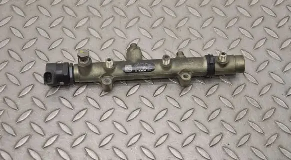Volkswagen Phaeton Fuel main line pipe 059130090J 057130764B