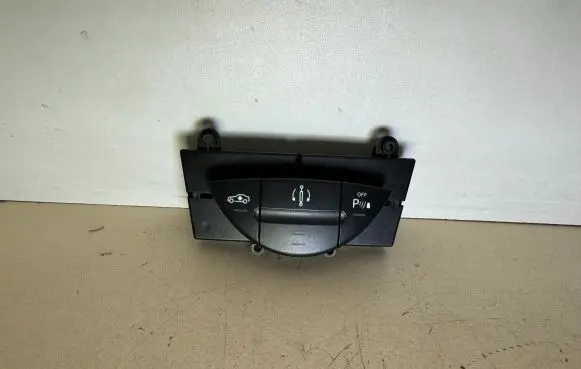 Mercedes-Benz CLS C219 Other switches/knobs/shifts 2118217058 03751202