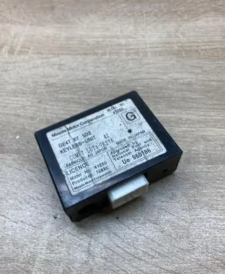 Mazda 626 Coolant fan relay GE4T675D2