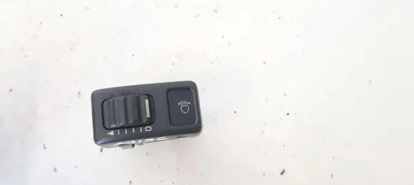 Volvo S70 V70 V70 XC Headlight level height control switch 6162960