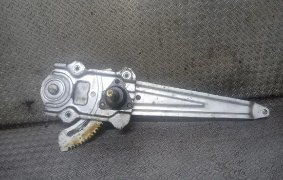 Toyota Yaris Verso Rear door manual window regulator 
