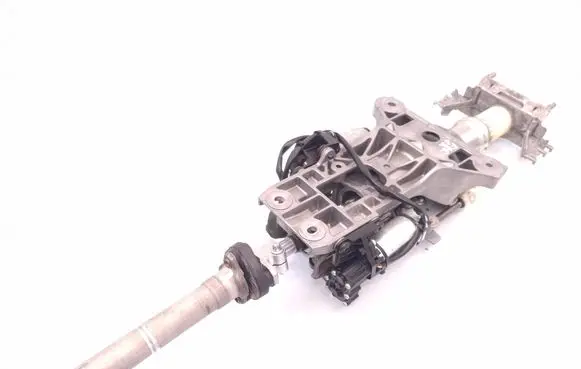 Steering wheel axle set