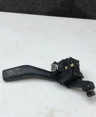 Volkswagen Golf Plus Indicator stalk 616890