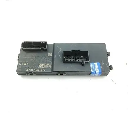Audi Q3 F3 Tailgate/trunk control unit/module 5Q0959107P 5Q0959107J