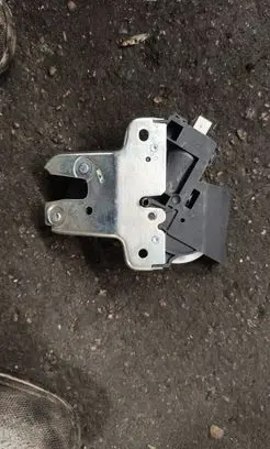 Volkswagen PASSAT B6 Tailgate/trunk/boot lock/catch/latch 4F5827505D