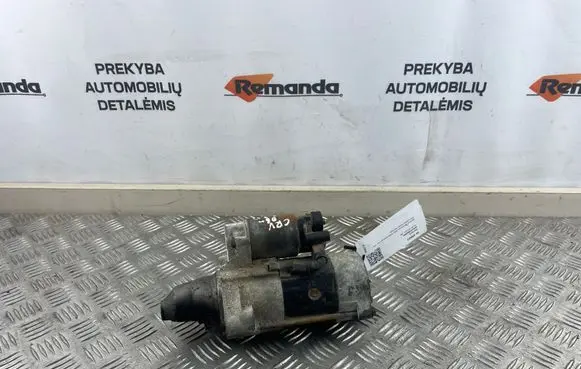 Honda CR-V Starter motor MHG023