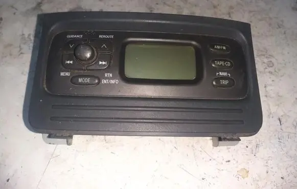 Toyota Avensis Verso HiFi Audio sound control unit 8611052030