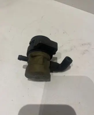 Mercedes-Benz C W202 Turbo solenoid valve 0004701993