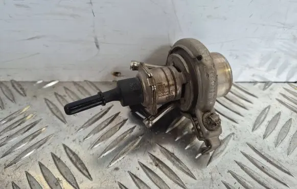 Mercedes-Benz GLC C253 FAP injector 444025017 0001901113 EET001