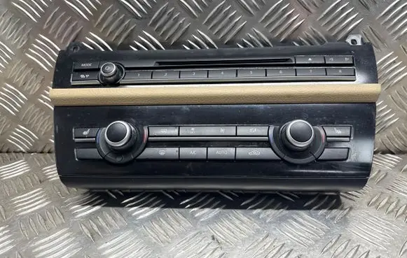 BMW 5 F10 F11 Climate control unit 9331825 0001912641 11022014