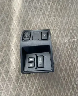 Lexus IS 220D-250-350 Fuel tank opening switch 5544653030 5544653030L 5544753020