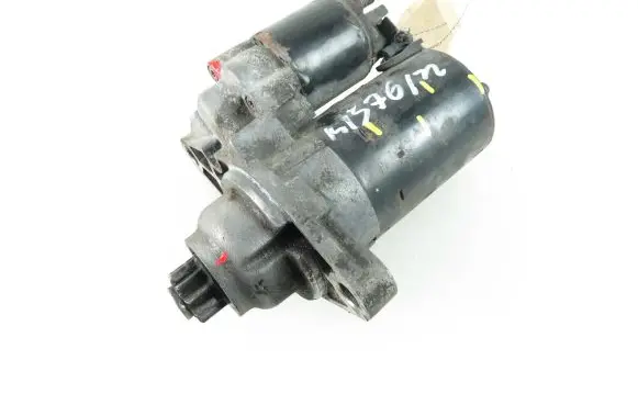 Skoda Fabia Mk1 (6Y) Starter motor 021211023G 0001120400