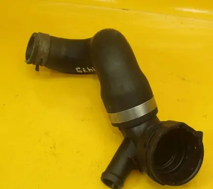 Audi A8 S8 D4 4H Engine coolant pipe/hose 4H0122291C 4H0121101S