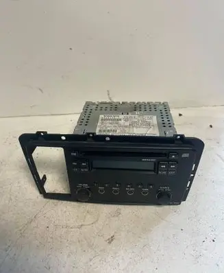 Volvo XC70 Radio/CD/DVD/GPS head unit 8696126 86961261 HU650