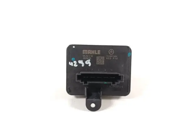 Citroen C4 III e-C4 Heater blower motor/fan resistor 9840566680