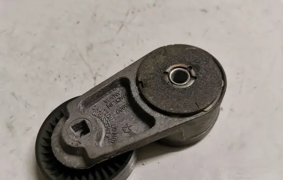 Dodge Durango Generator/alternator belt tensioner