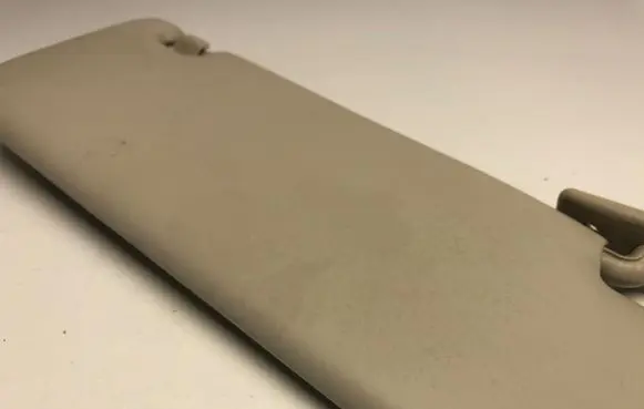 Sun visor