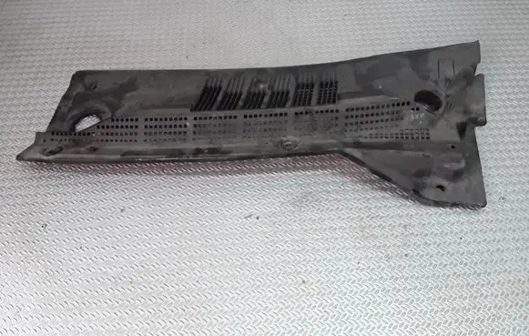 Nissan Almera Tino Wiper trim 66863BU200