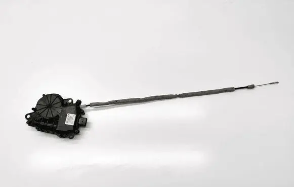 Loading door lock