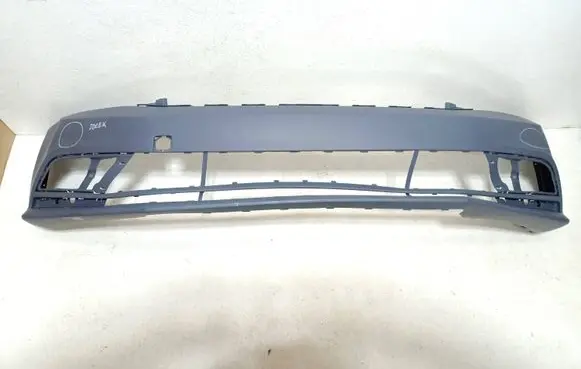 Volkswagen Jetta VI Front bumper 95030720 5C6807217MGRU