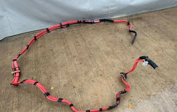 Audi A7 S7 4G Positive cable (battery) 4G0971225K 12062014 TAB004781FN