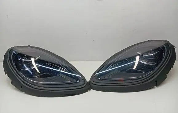 Porsche Macan (95B) Headlights/headlamps set 95B941015G 95B41016G