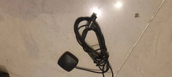 Mercedes-Benz E W124 Aerial GPS antenna BECKER BE7820