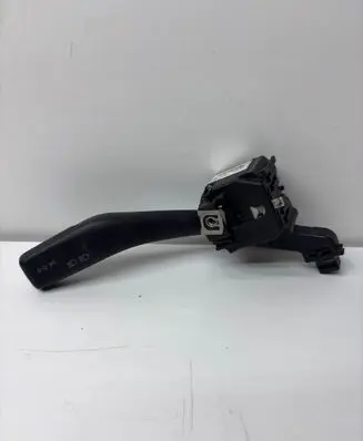 Volkswagen Golf V Indicator stalk 1K0953513 0110350003