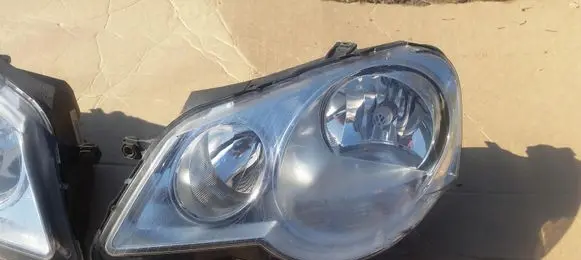 Volkswagen Polo IV 9N3 Headlight/headlamp
