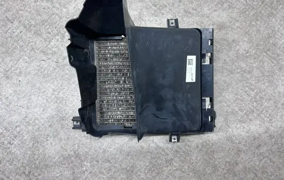 BMW X6M F86 Optional radiator 7533477 8055211