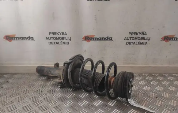 Ford Focus Front shock absorber with coil spring BV618K001