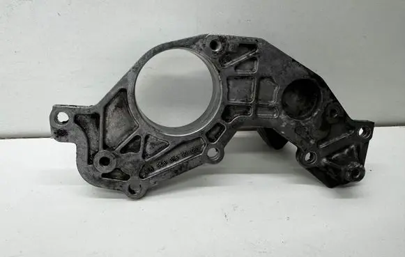 Mercedes-Benz C W204 Other engine bay part A6460161006