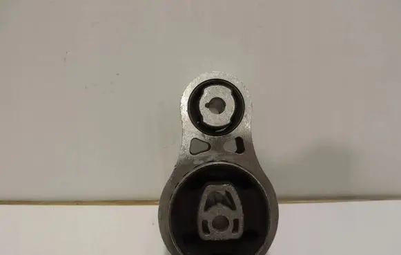 Ford Fiesta Engine mount vacuum valve C1B16P082AC